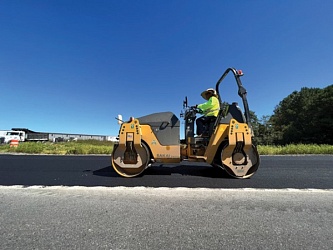 Рекомендации по уплотнению асфальта и устранению распространённых ошибок для подъездных путей, парковок, локальных работ и других задач с небольшой нагрузкой
